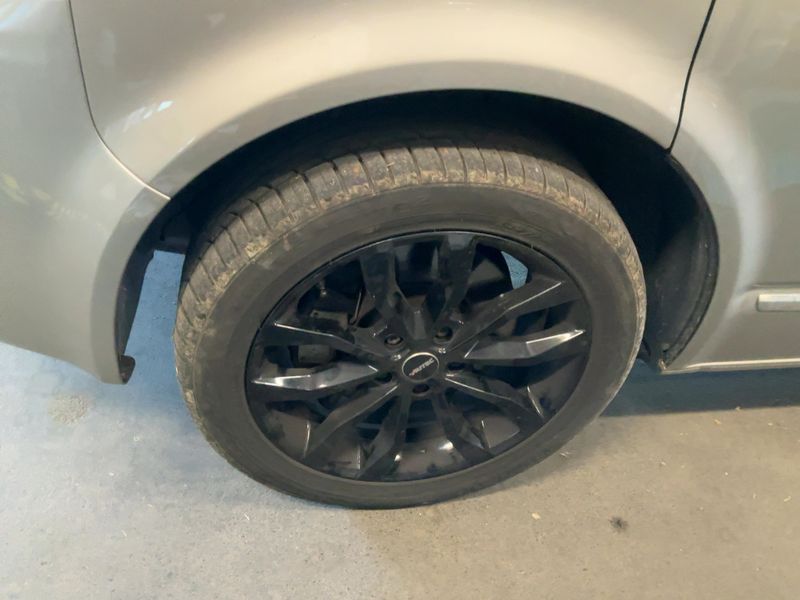 Volkswagen T5 Multivan 2.0 TDI Team 4Motion 2011 – снимка 3