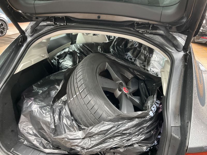 Jaguar E-Pace P200 R-Dynamic S AWD 2020 – снимка 15