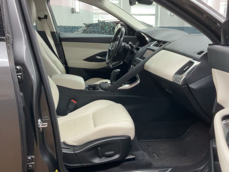 Jaguar E-Pace P200 R-Dynamic S AWD 2020 – снимка 17