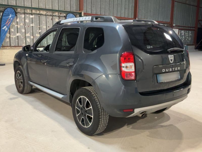 Dacia Duster 1.5 dCi SL Black Touch 4x2 2017 – снимка 6