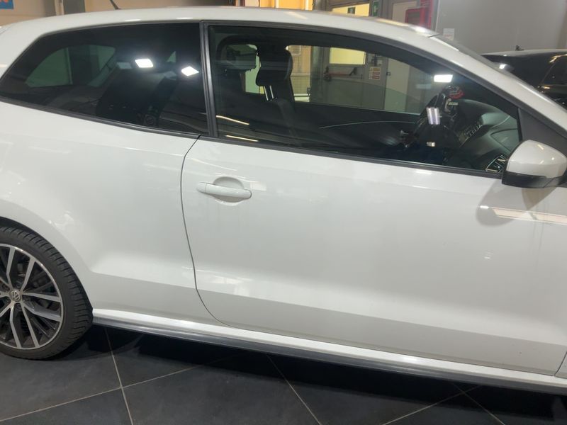 Volkswagen Polo 1.8 TSI GTI BlueMotion Tech 2015 – снимка 10