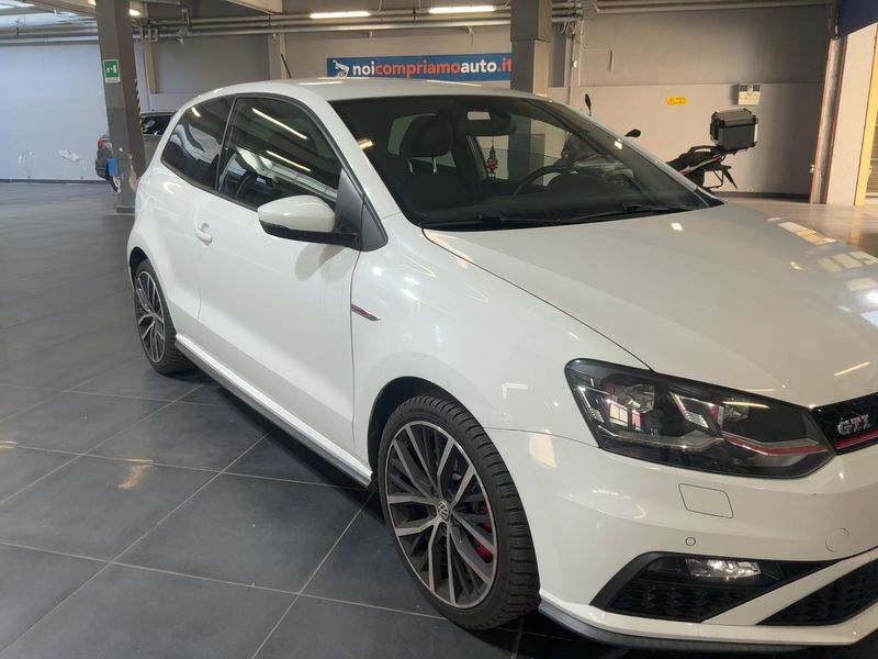 Volkswagen Polo 1.8 TSI GTI BlueMotion Tech 2015 – снимка 12