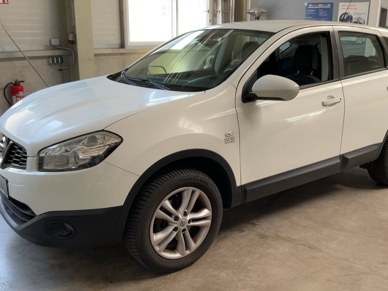 Nissan Qashqai 1.6 dCi Acenta 2012 – снимка 1