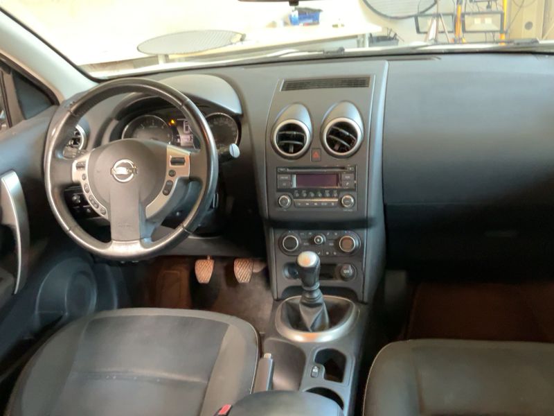 Nissan Qashqai 1.6 dCi Acenta 2012 – снимка 17