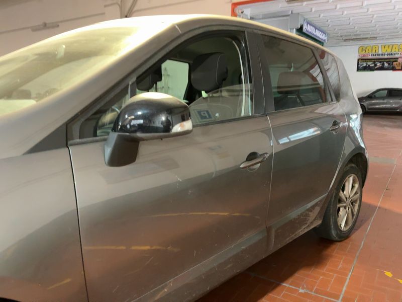 Renault Scenic 1.5 dCi Limited 2015 – снимка 4