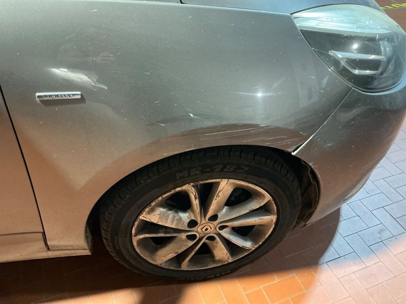 Renault Scenic 1.5 dCi Limited 2015 – снимка 21