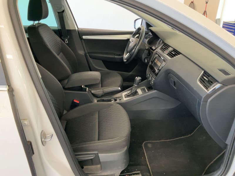 Skoda Octavia 2.0 TDI Edition 2015 – снимка 16