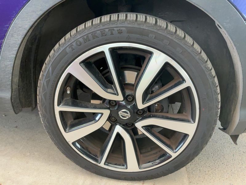 Nissan Qashqai 1.6 dCi Tekna 2015 – снимка 11