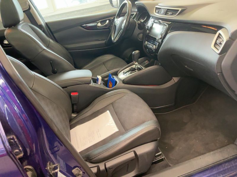 Nissan Qashqai 1.6 dCi Tekna 2015 – снимка 16