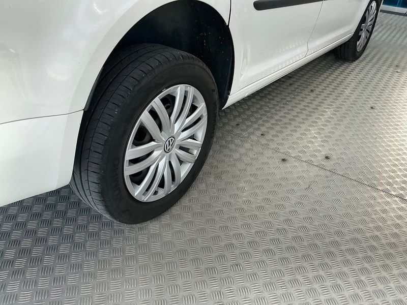 Volkswagen Caddy 2.0 TDI Trendline 4Motion BlueMotion Tech 2016 – снимка 32