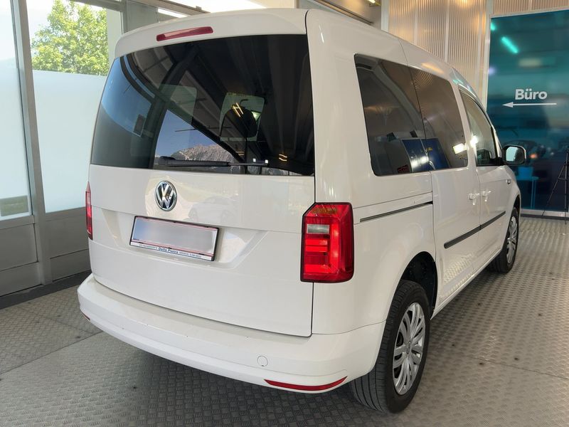 Volkswagen Caddy 2.0 TDI Trendline 4Motion BlueMotion Tech 2016 – снимка на щета 8
