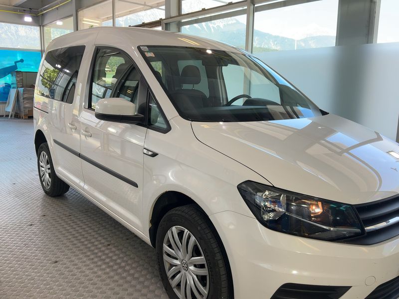 Volkswagen Caddy 2.0 TDI Trendline 4Motion BlueMotion Tech 2016 – снимка на щета 12