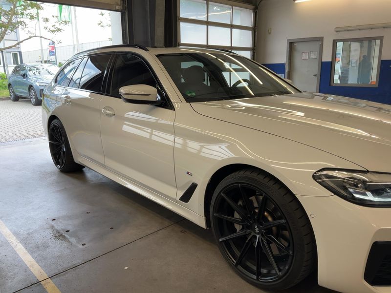 BMW 5er 530i Mild-Hybrid M Sport 2022 – снимка 12