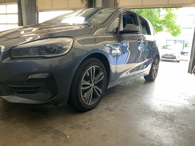 BMW 2er 225xe Active Tourer Sport Line 2019 – снимка 2