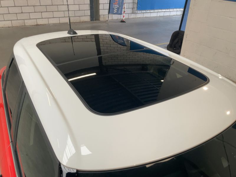 MINI Cooper Classic Trim 2022 – снимка 13