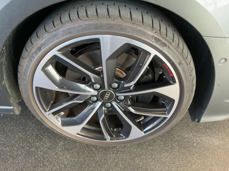 Audi S3 Sportback 2.0 TFSI quattro 2023 – снимка 11