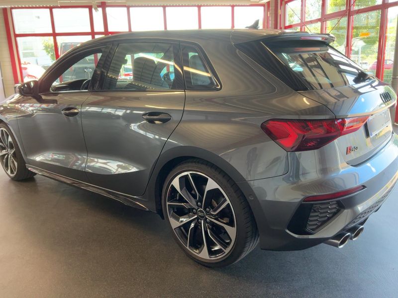 Audi S3 Sportback 2.0 TFSI quattro 2023 – снимка 6