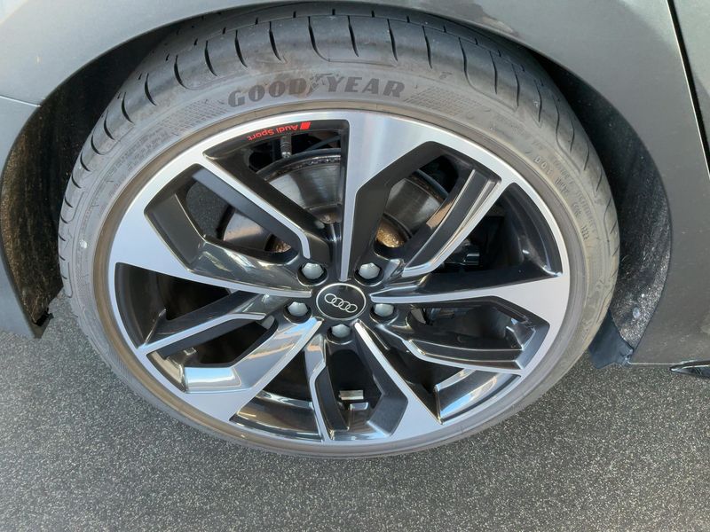 Audi S3 Sportback 2.0 TFSI quattro 2023 – снимка 9