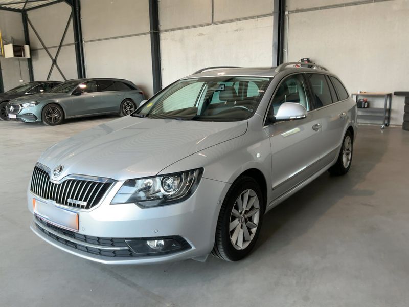 Skoda Superb 1.6 TDI Elegance 2015 – снимка 1