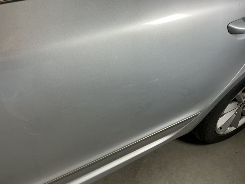 Skoda Superb 1.6 TDI Elegance 2015 – снимка 27