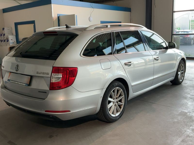 Skoda Superb 1.6 TDI Elegance 2015 – снимка 8