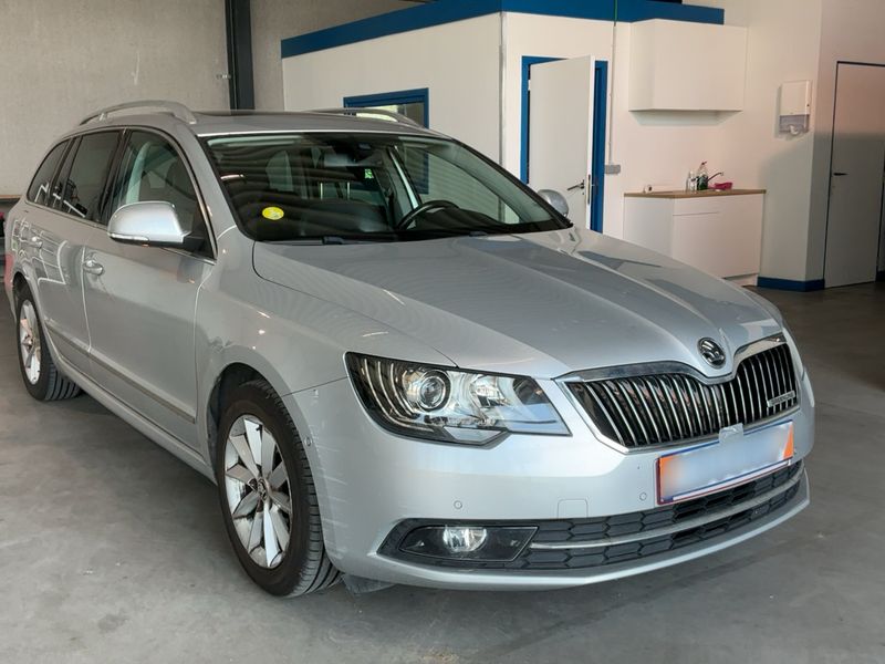 Skoda Superb 1.6 TDI Elegance 2015 – снимка 12