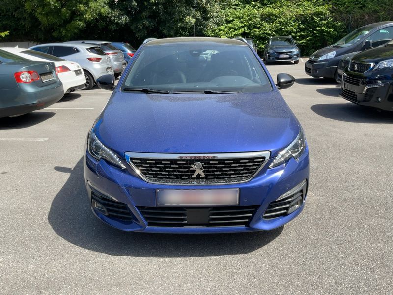 Peugeot 308 1.5 Blue-HDi Allure 2018 – снимка 14