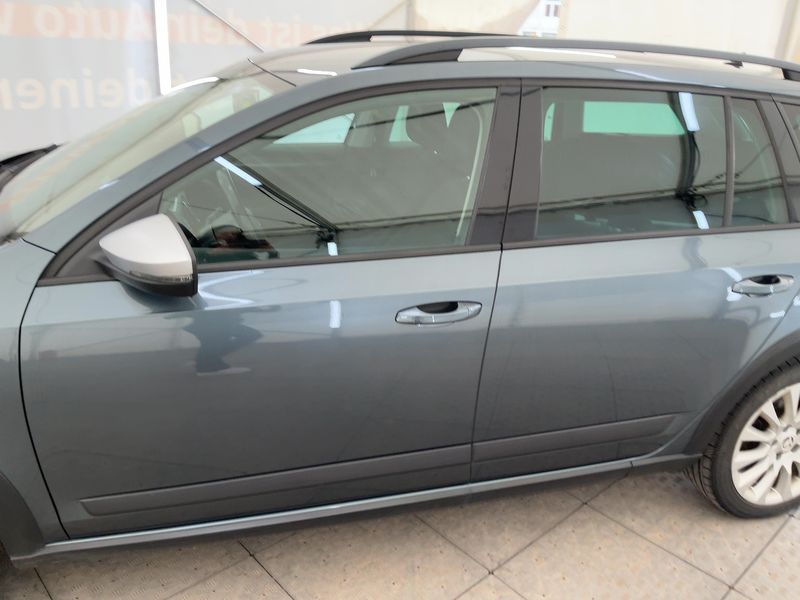 Skoda Octavia 2.0 TDI Scout 4x4 2015 – снимка 4