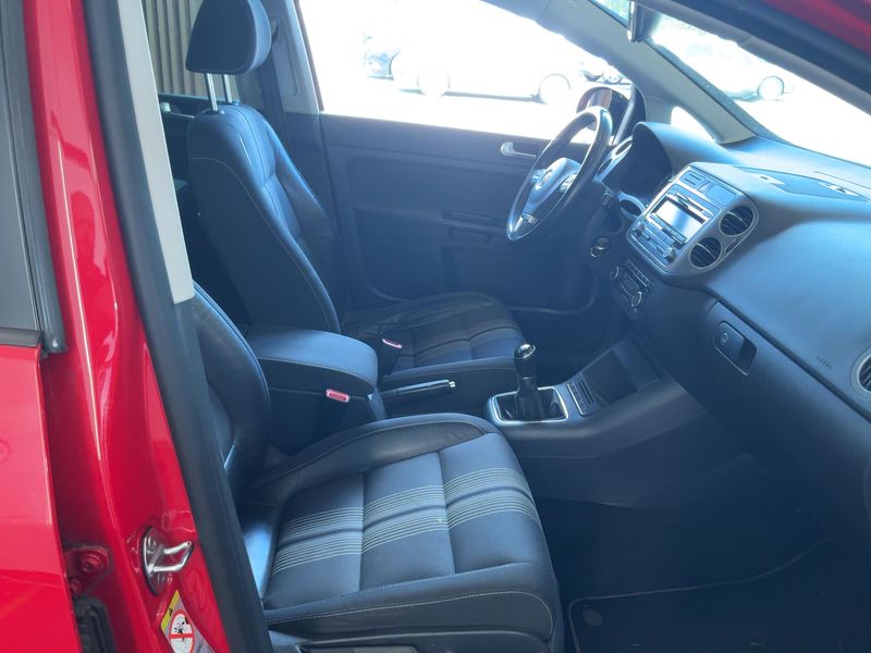 Volkswagen Golf VI Plus 1.2 TSI Match BlueMotion Tech 2012 – снимка 17