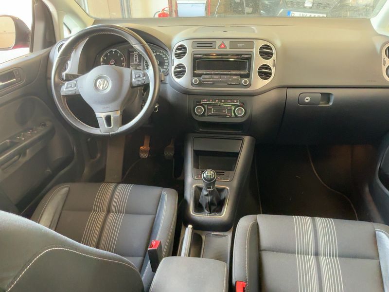 Volkswagen Golf VI Plus 1.2 TSI Match BlueMotion Tech 2012 – снимка 18