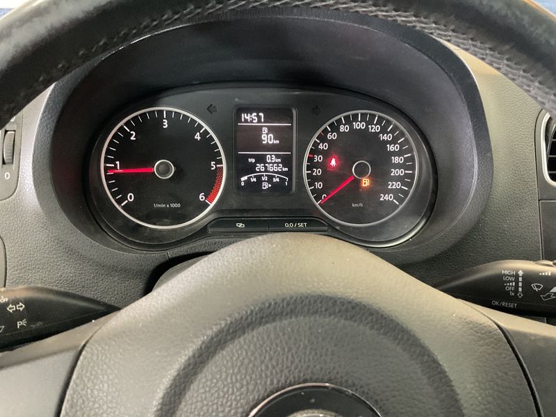 Volkswagen Polo 1.2 TDI Trendline BlueMotion Tech 2012 – снимка 4