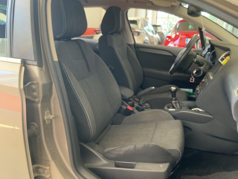 Citroen C4 1.6 Blue-HDi Feel Edition 2015 – снимка 16