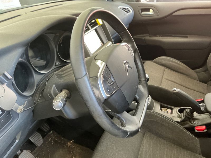 Citroen C4 1.6 Blue-HDi Feel Edition 2015 – снимка 33