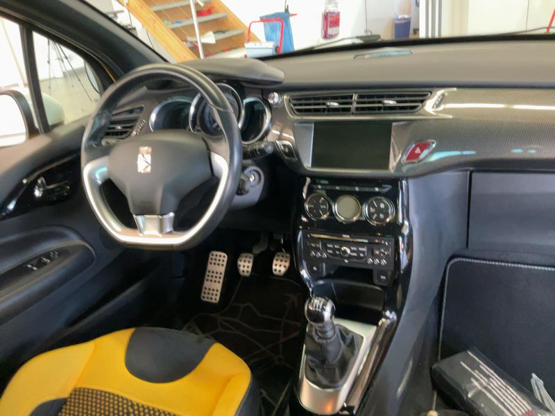 Citroen DS3 1.6 THP SportChic 2011 – снимка 18
