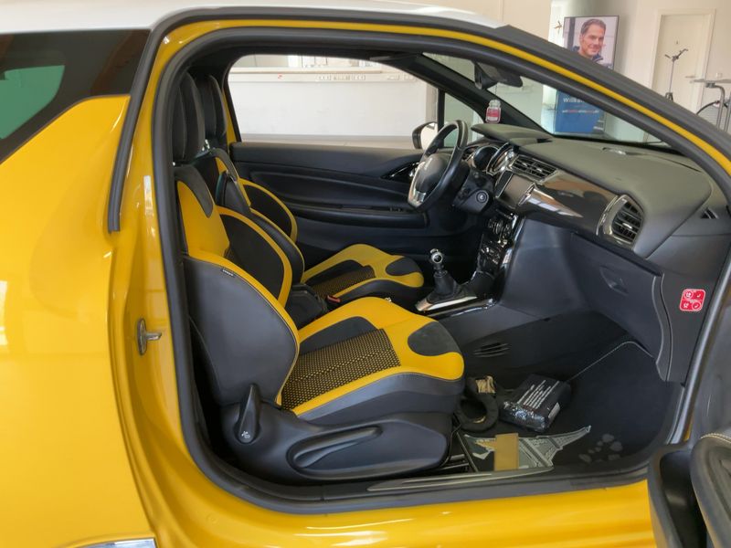 Citroen DS3 1.6 THP SportChic 2011 – снимка 17