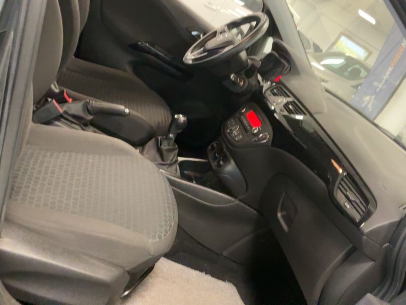 Opel Corsa 1.4 Edition 2018 – снимка 16