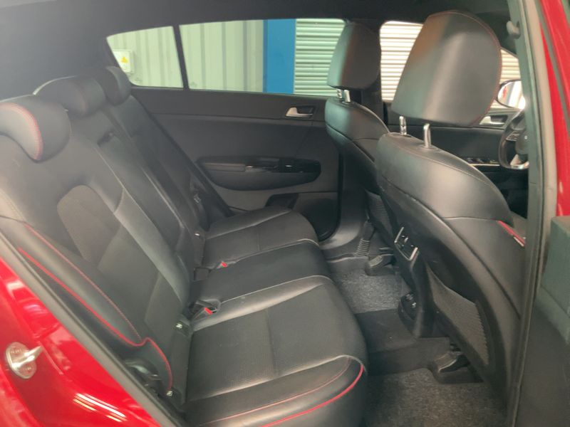 Kia Sportage 1.6 CRDi Mild-Hybrid GT Line 2WD 2019 – снимка 19