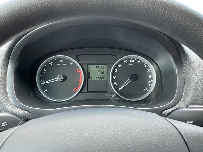 Skoda Fabia 1.4 Ambiente 2008 – снимка 4