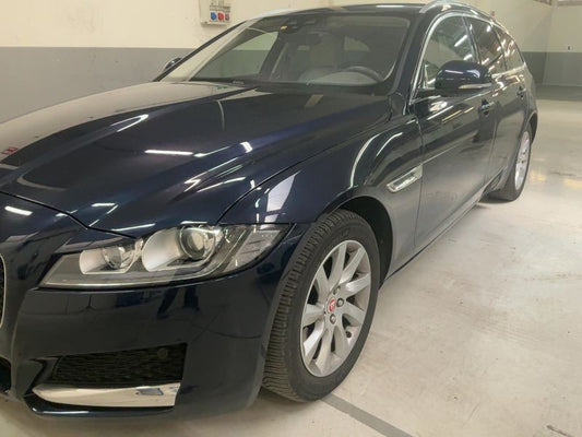 Jaguar XF 20d Prestige AWD 2020 – снимка 2