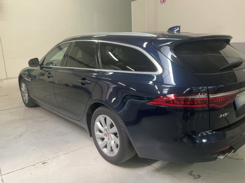 Jaguar XF 20d Prestige AWD 2020 – снимка 6