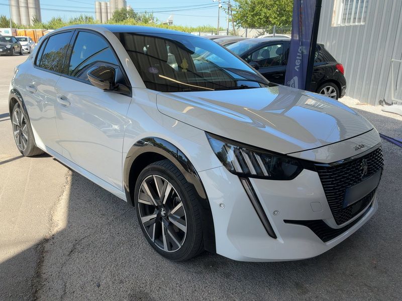 Peugeot 208 1.2 PureTech GT 2022 – снимка 12