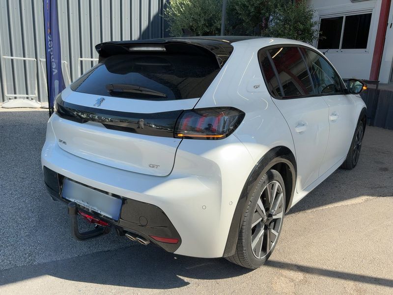 Peugeot 208 1.2 PureTech GT 2022 – снимка 8