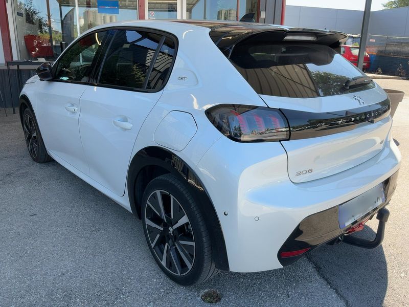 Peugeot 208 1.2 PureTech GT 2022 – снимка 6