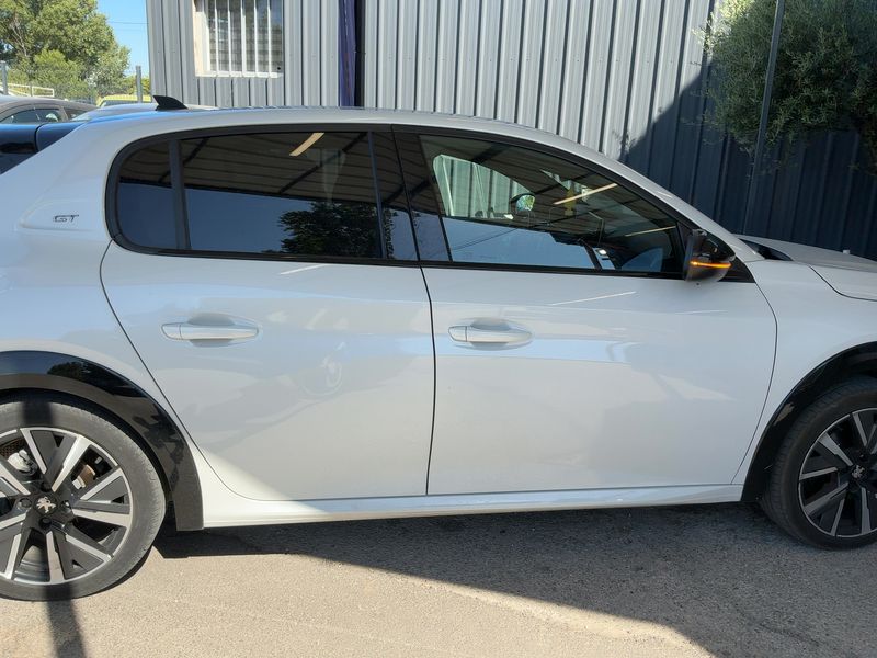 Peugeot 208 1.2 PureTech GT 2022 – снимка 10