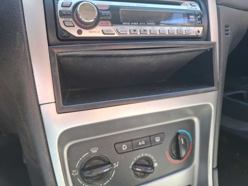 Peugeot 307 1.6 HDi Pack 2005 – снимка 39