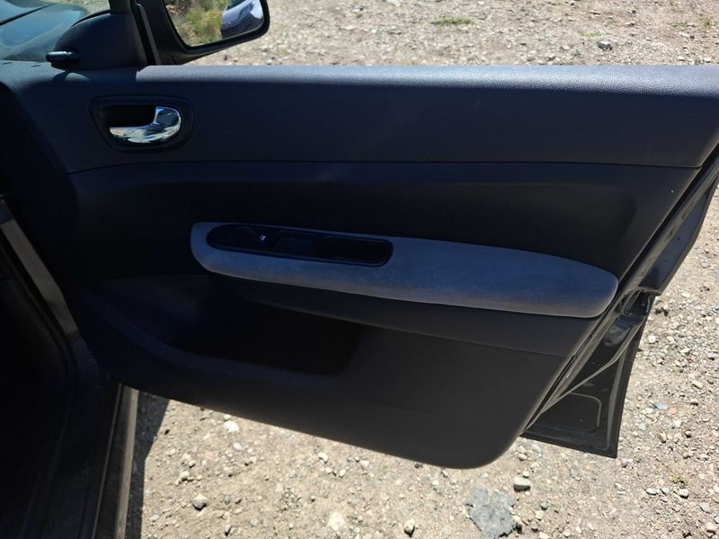 Peugeot 307 1.6 HDi Pack 2005 – снимка 49