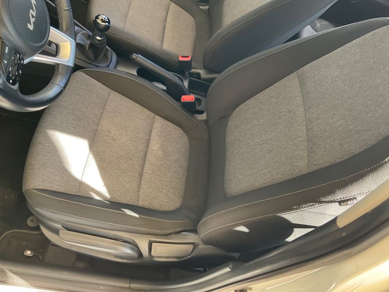 Kia Stonic 1.2 Drive 2022 – снимка 26