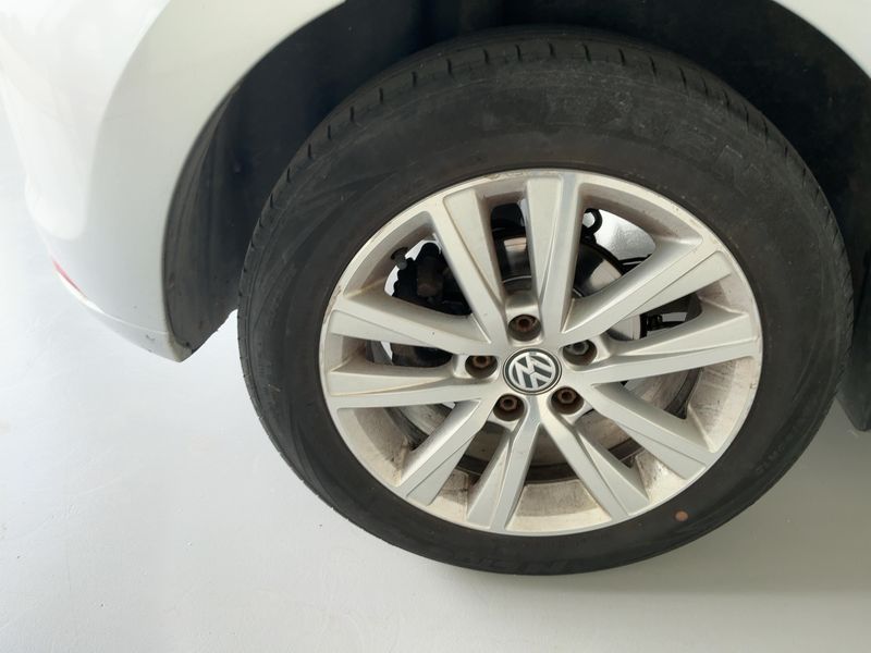 Volkswagen Polo 1.2 TSI Comfortline BlueMotion Tech 2015 – снимка 9