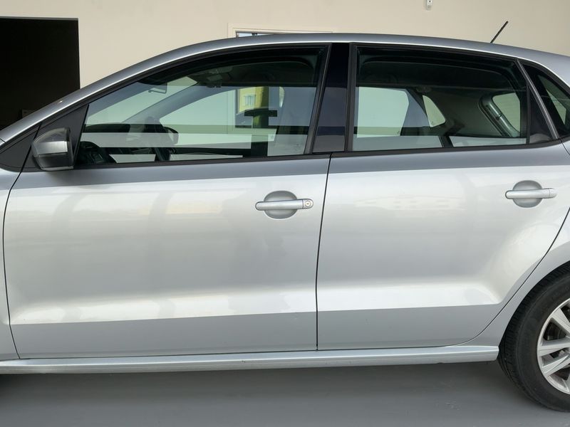 Volkswagen Polo 1.2 TSI Comfortline BlueMotion Tech 2015 – снимка 4