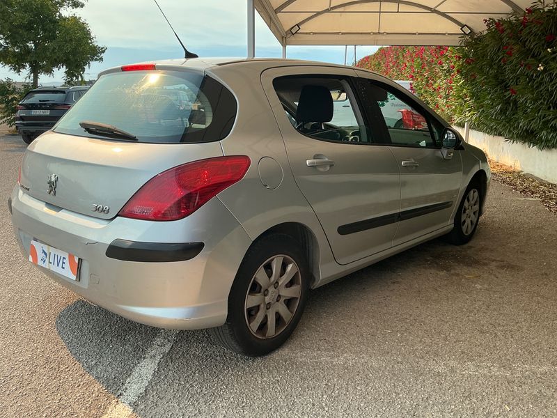 Peugeot 308 1.6 HDi Confort 2010 – снимка 2